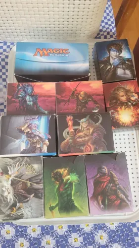 Coleção Completa de Magic The Gathering(MTG): Precons de Commander, Duel Decks, Bulk Etc.