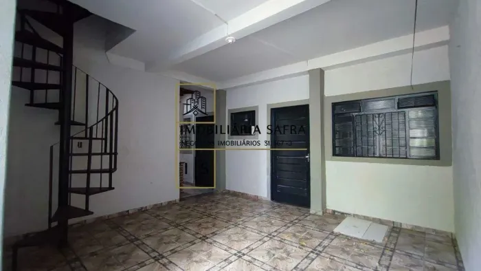 Casa de fundo para locação no Parque Estoril - São José do Rio Preto/SP