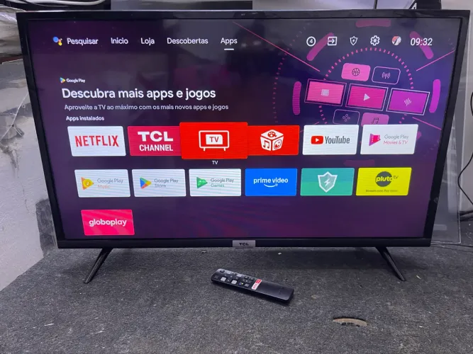 Smart TV Android 32 polegadas TCL essa TV é top de linha  ele a descrição