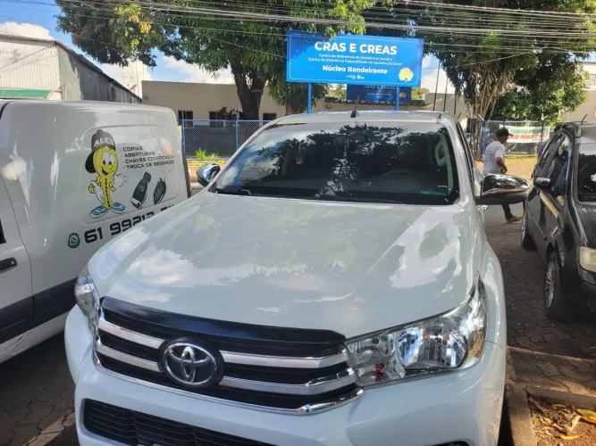 Toyota Hilux CD 4X4 2.8 Diesel Mec. 2019