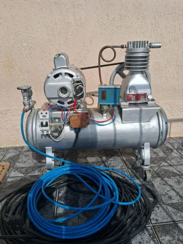 Compressor DOUAT 120LB
