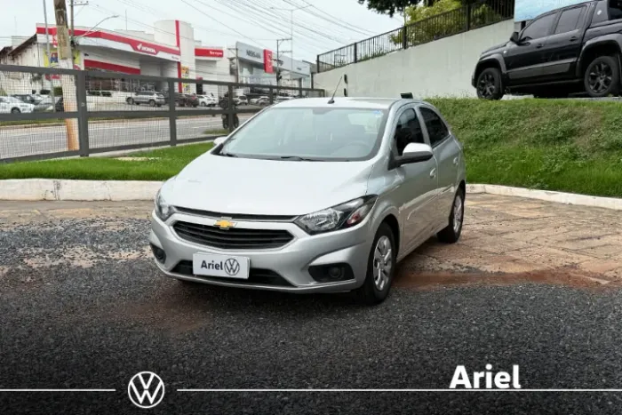 Chevrolet Onix Hatch LT 1.0 8V Flex Mec. 4P 2018