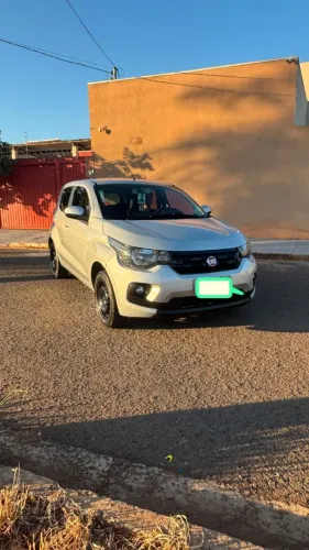 Fiat Mobi Like 1.0 Fire Flex 5P. 2017