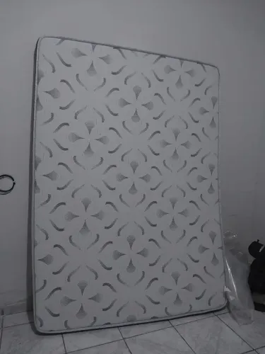 Vendo colchão de casal 
