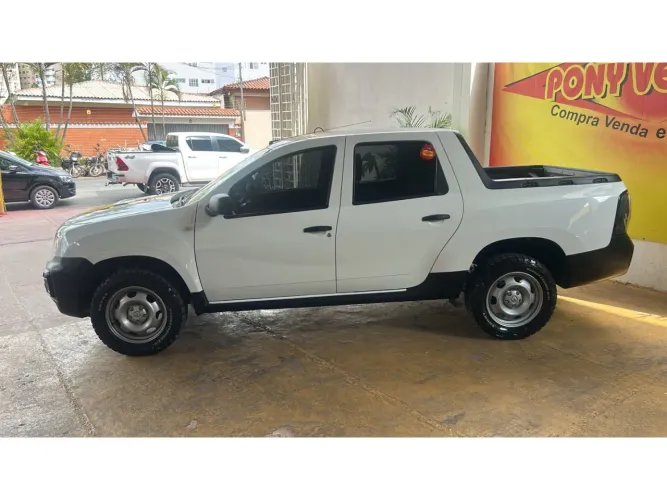 Renault Duster Oroch Intense 1.6 Flex 16V Mec. 2025