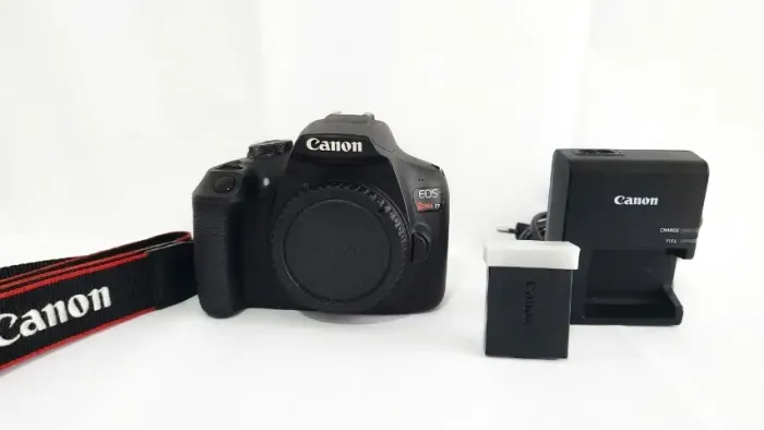 Corpo Camera Canon t7 com apenas 6200 cliques