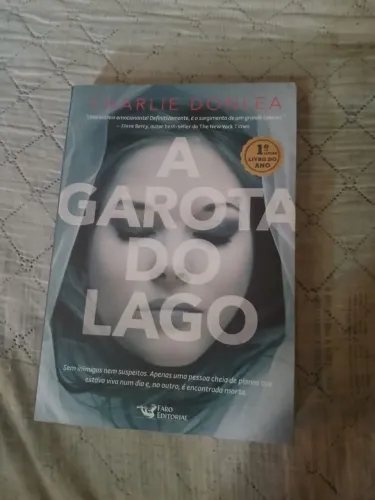 A Garota do Lago