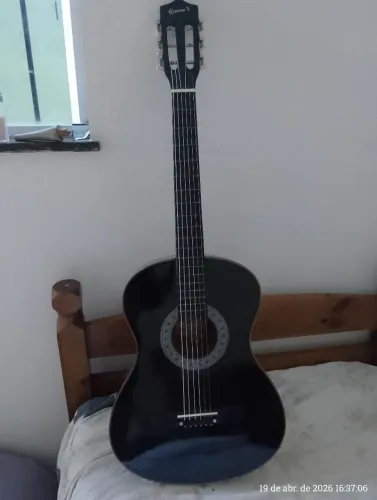 Violão, com cordas de aço, mais capa e kit de cordas