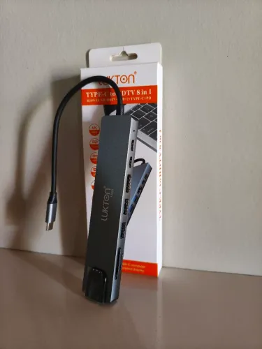 Hub USB Adaptador 8 em 1 para Celular e Notebook - HDMI, USB e Múltiplas Conexões