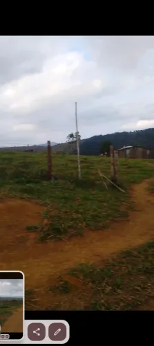 Vende-se terra perto de Itamaraju Bahia CTT. *
