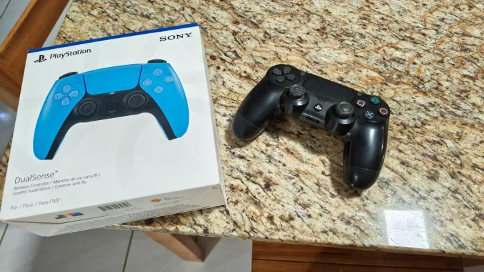 Controle PS5 e PS4