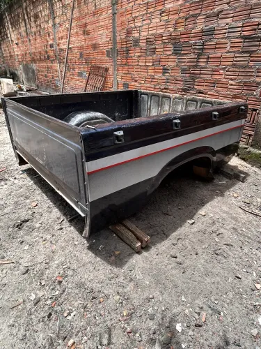 Carroceria da D-20 cabine simples. 