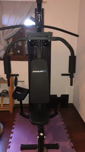 Estação de musculação Podiumfit 500 com Scott e Leg Press 