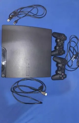 PS3 Slim 160GB + 2 Controles + 9 Jogos 