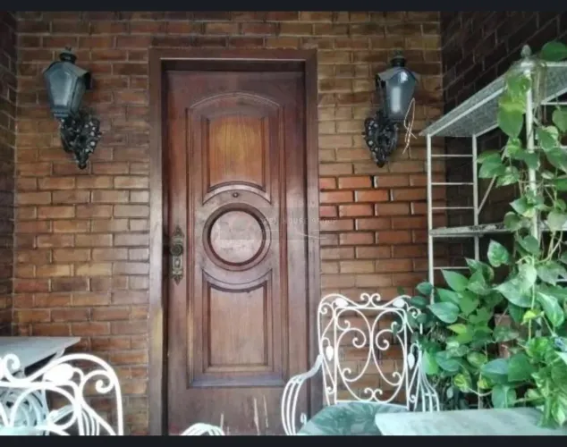 Casa em Santa Rosa - 3 quartos - Condomínio fechado