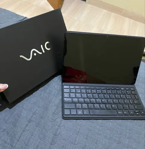 Vende-se tablet TL10 com 1 mês de uso