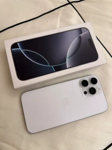 iPhone 16 pro max 256gb branco 