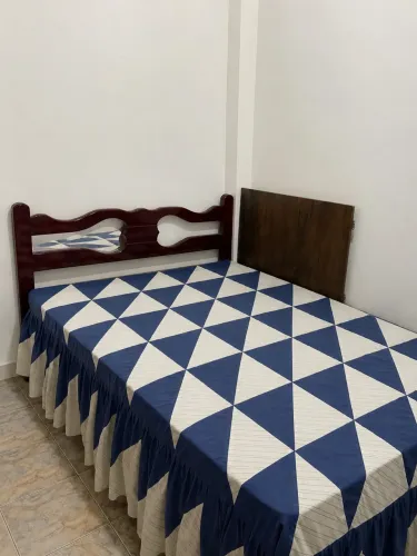 vendo cama de casal com colchão espelhada
