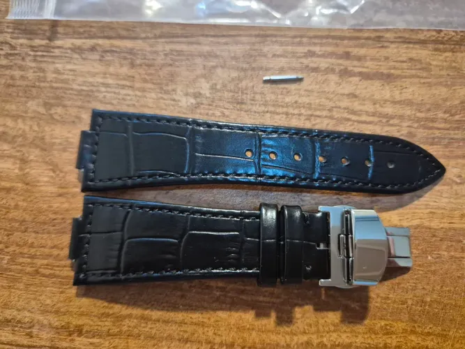 Pulseira de Couro preta (Padrão jacaré) - para Tissot PRX 40MM