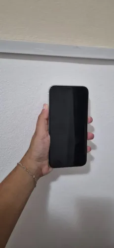 Vendo iPhone XR 128GB na cor branca