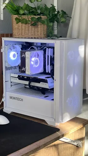 Pc gamer - Ryzen 7800x3d + Rx 7600 + 32gb DDR5