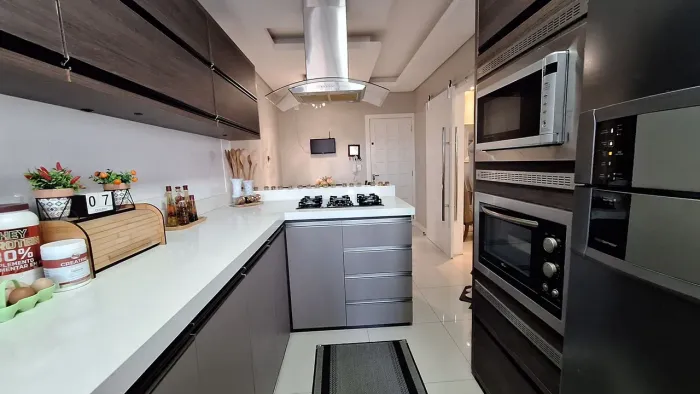 APARTAMENTO À VENDA, OFICINAS - TUBARÃO/SC