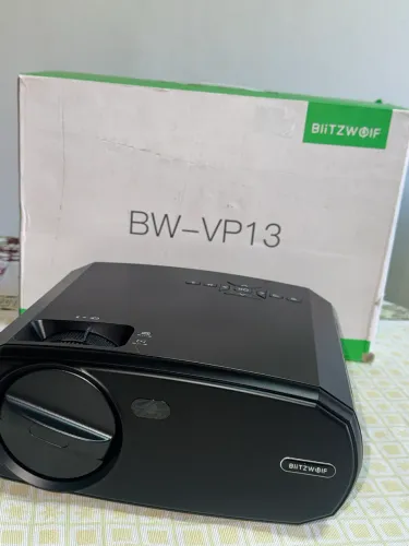 Projetor BlitzWolf BW-VP13 Full HD Nativo 1080p - Wi-Fi 5G e Bluetooth (Na Caixa)