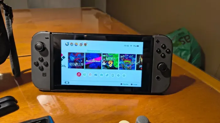 NINTENDO SWITCH DESBLOQUEADO COM APETRECHOS