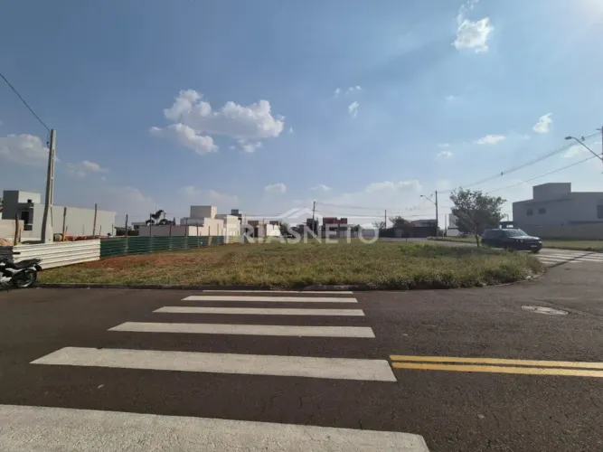 Terreno à venda no condomínio Ágape