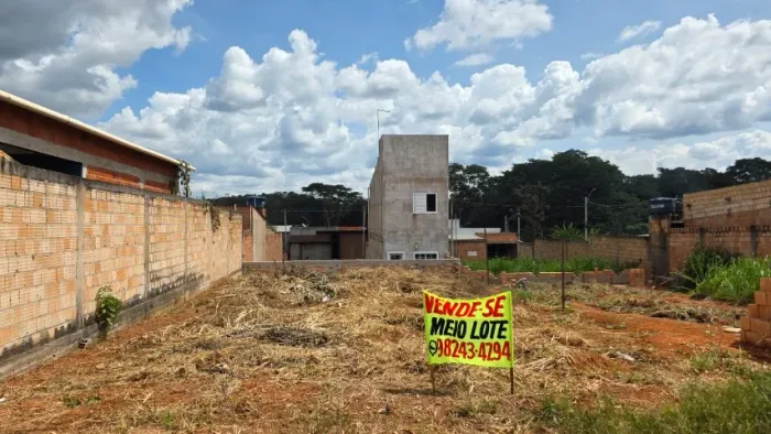 MEIO LOTE - MORRO DA CRUZ