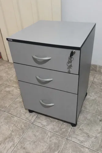 Gaveteiro Arquivo C/ Chave E Rodízio