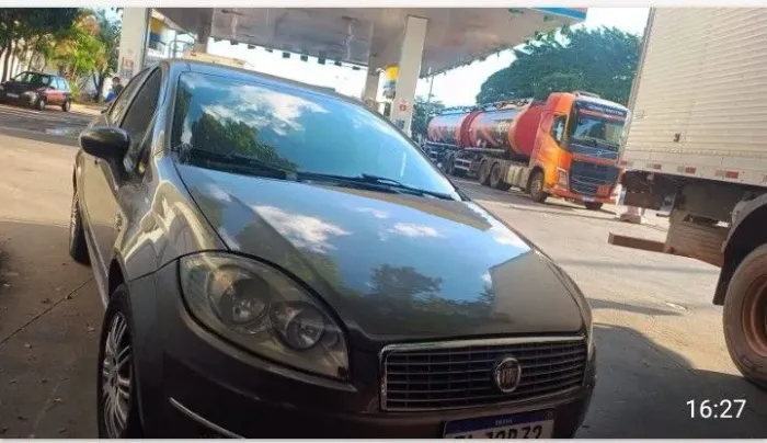 Fiat Linea 1.9/ HLX 1.9/1.8 Flex Dualogic 4P 2010