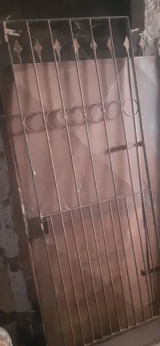 Vendo portões grandes...usados mas bom estado