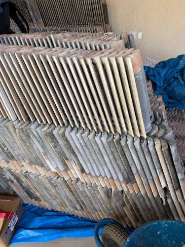 Telha de Concreto 42x33 em Ótimas Condições 