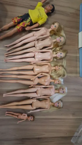 Barbies