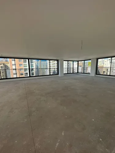 O PRIMEIRO ULTRALUXURY DE MOEMA - 375 m² - 4 Suítes ( Direto da Construtora)