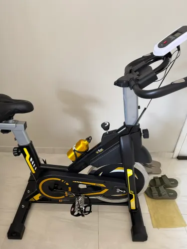 Bike spinning - Inércia 13Kg - Banco confort