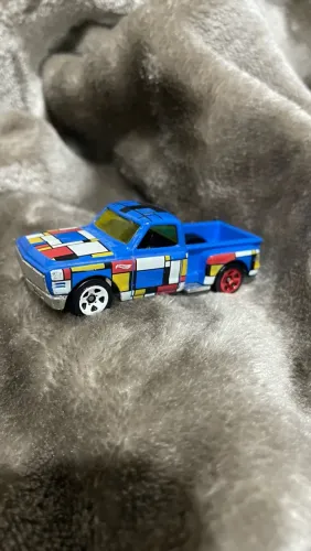 Carrinho hot Wheels Chevy c10 69
