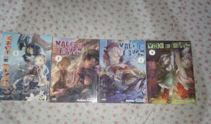 4 volumes de made in abyss 