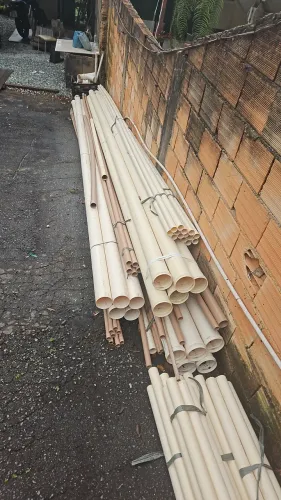 VENDO CANOS PRA OBRAS 