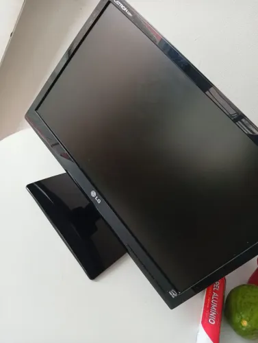 Monitor LG Flatron E2041