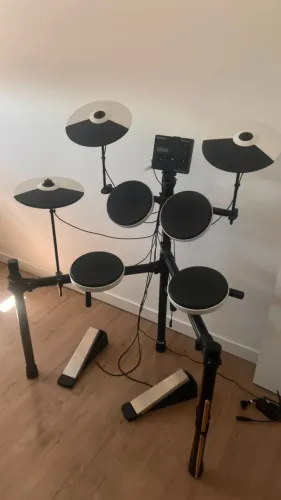 Bateria Eletrônica Roland TD-02K