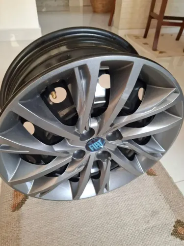 4 Rodas de Aço R16 x 6,0 com calotas (Novas - Okm) JOGO DE RODAS COMPLETO