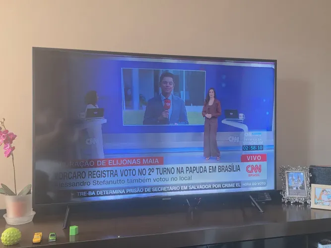 TV Samsung 58 - 7100