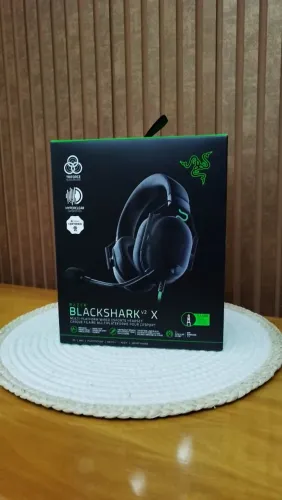 Headset Gamer Razer Blackshark V2 X Multiplataforma Preto, RZ04-03240100-R3U1