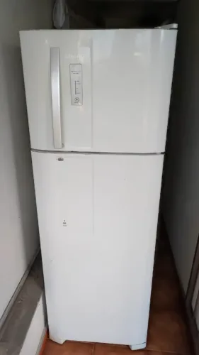 Geladeira Frost Free Electrolux