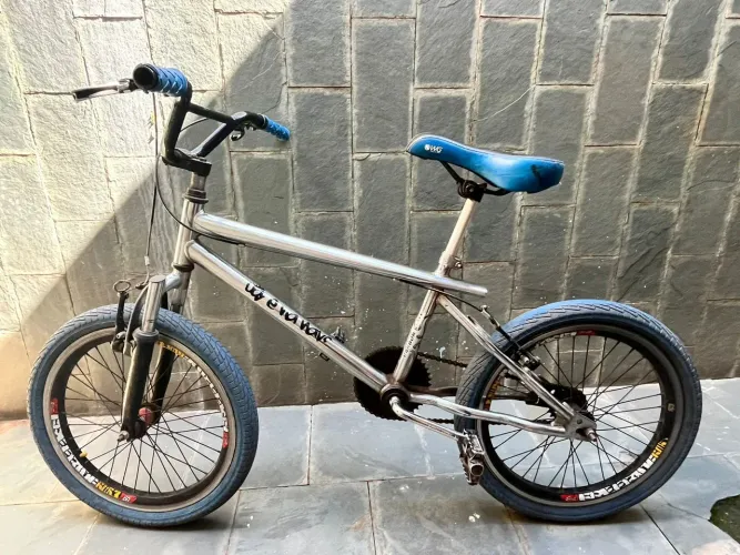 BMX Aro 20 ULTRAWAVE - Pronta para Manobra