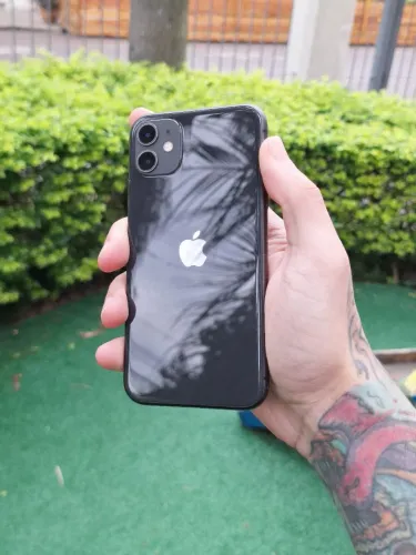BARBADA! iPhone 11 64GB Preto | Face ID | Excelente Estado