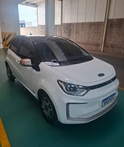 JAC E-JS1 62cv 5P Aut. (elétrico) 2022