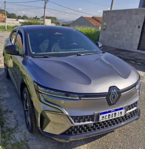 Renault Megane E-tech (elétrico) 2024